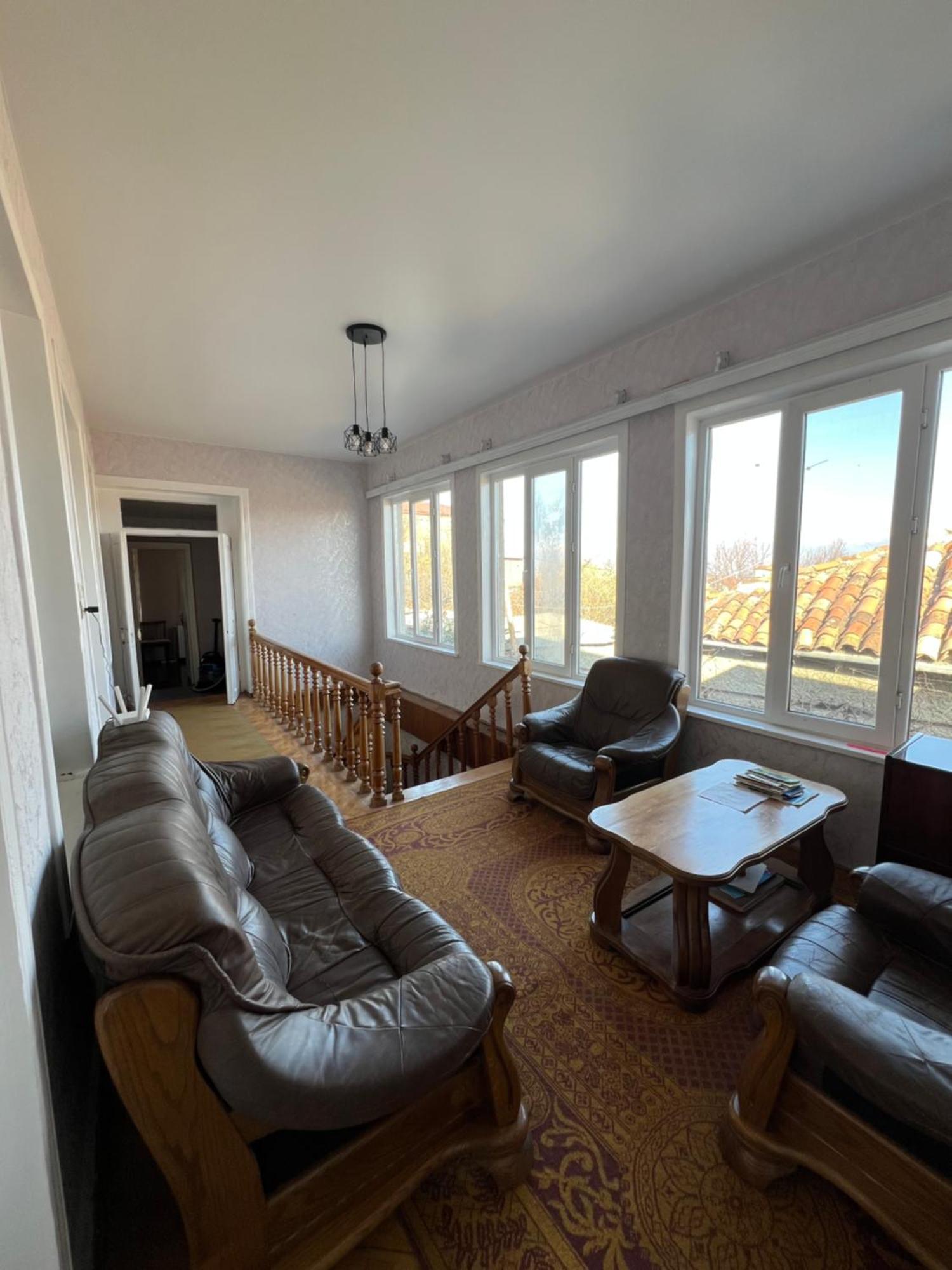 Guesthouse Lilia &Wine Celler Telavi Ngoại thất bức ảnh